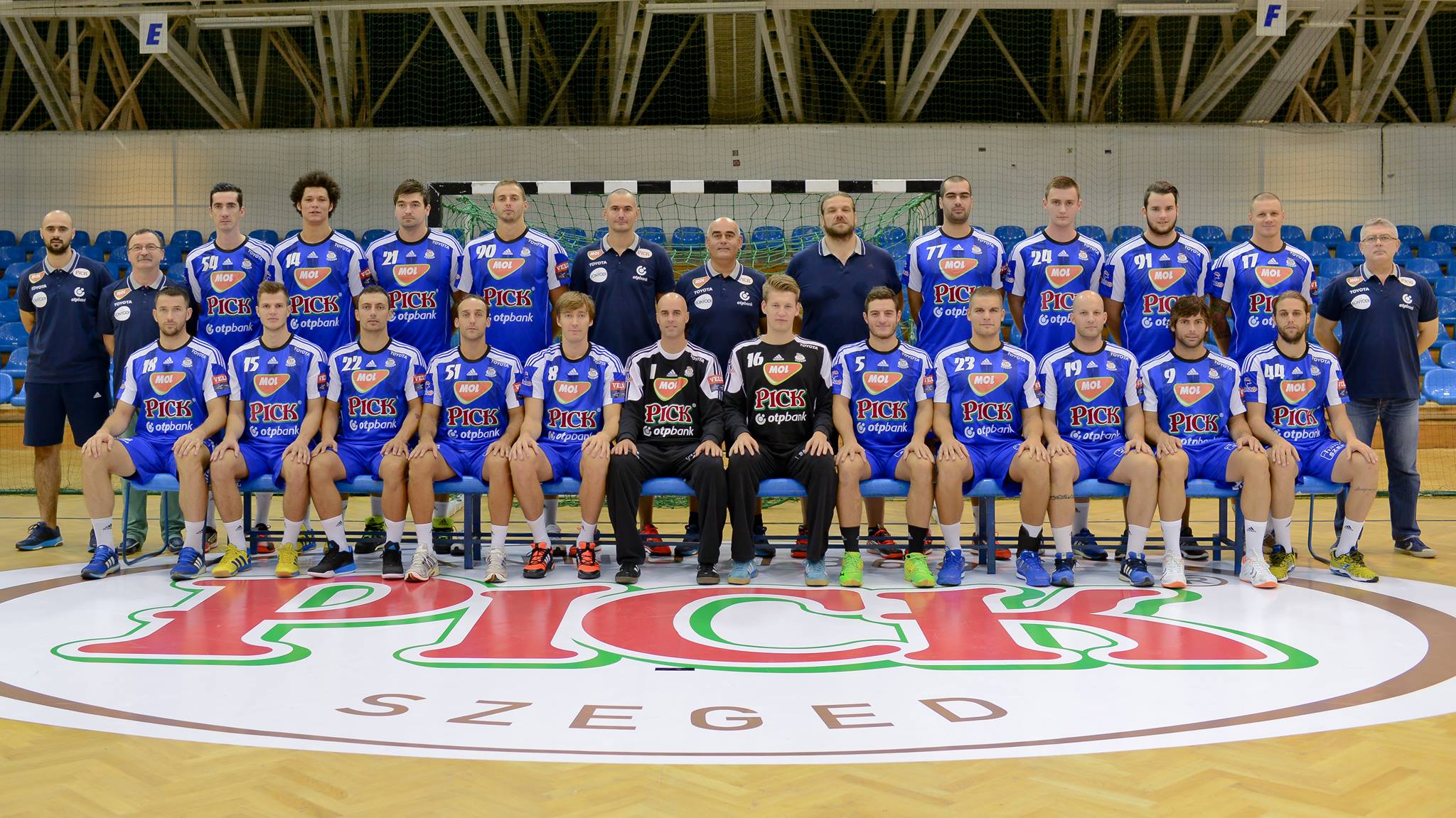 Vác – Pick Szeged (összesített gólok száma: 56,5 felett) 1,75