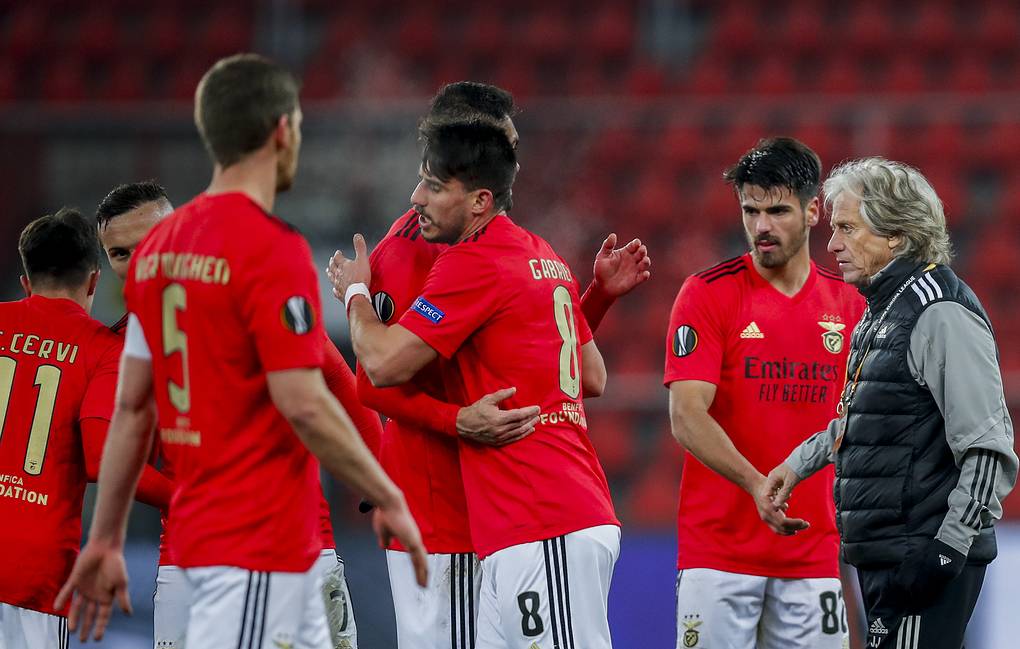 Ajax – Benfica (AH +1,5) V 1,88