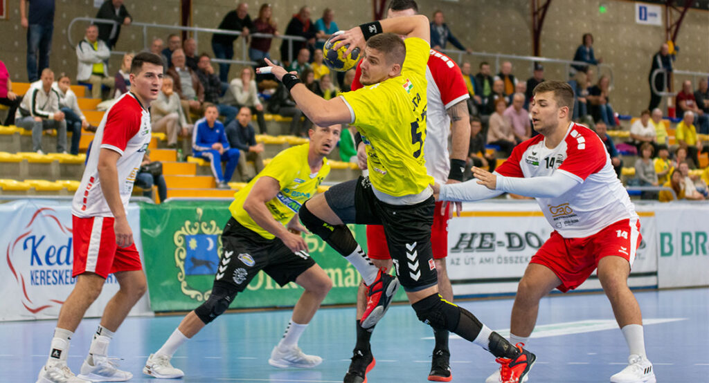 Veszprém Felsőörs – Gyöngyös (háromesély) V 2,00