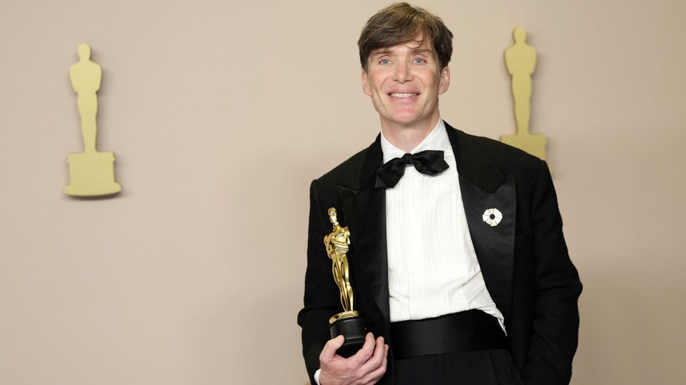 96. Oscar gála (legjobb színész: C. Murphy) 1,44
