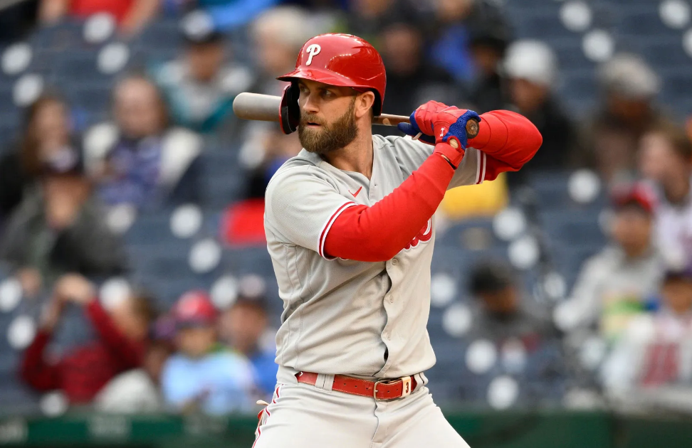 Philadelphia Phillies – Toronto Blue Jays (B. Harper szerzett pontjai: 0.5 felett) 2.55